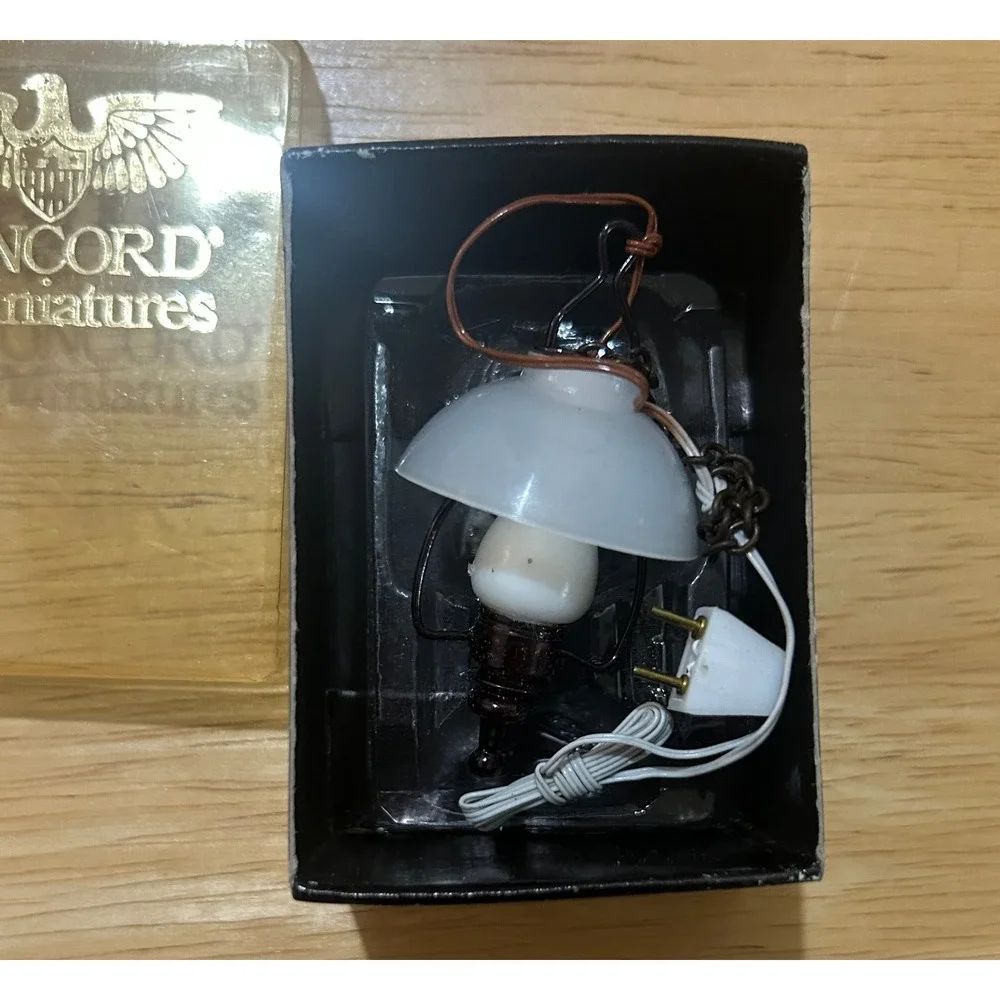 Concord Miniatures Hanging Lamp White Vintage Dollhouse Light M438 12V UNTESTED